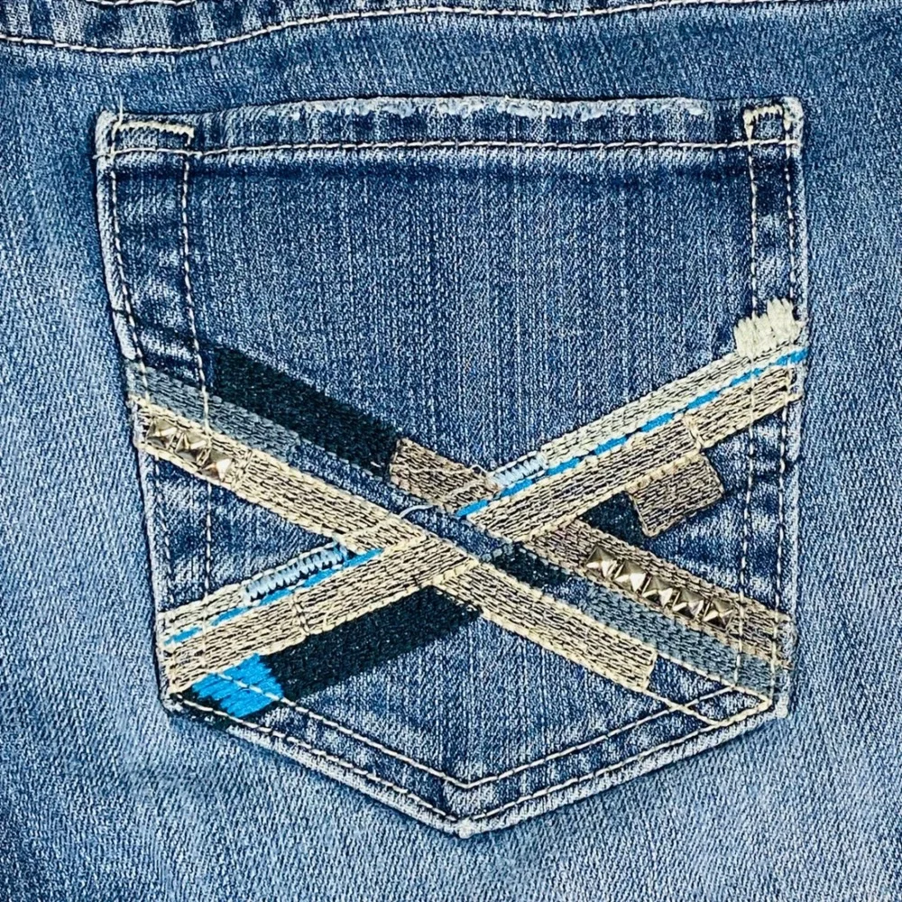 Vigoss Flare Jeans Women 9 Blue Distressed Paint Splatter Embroidered Low‎ Rise